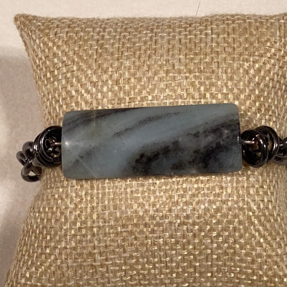 Calcite Stone Bracelet - Picture 2 of 4